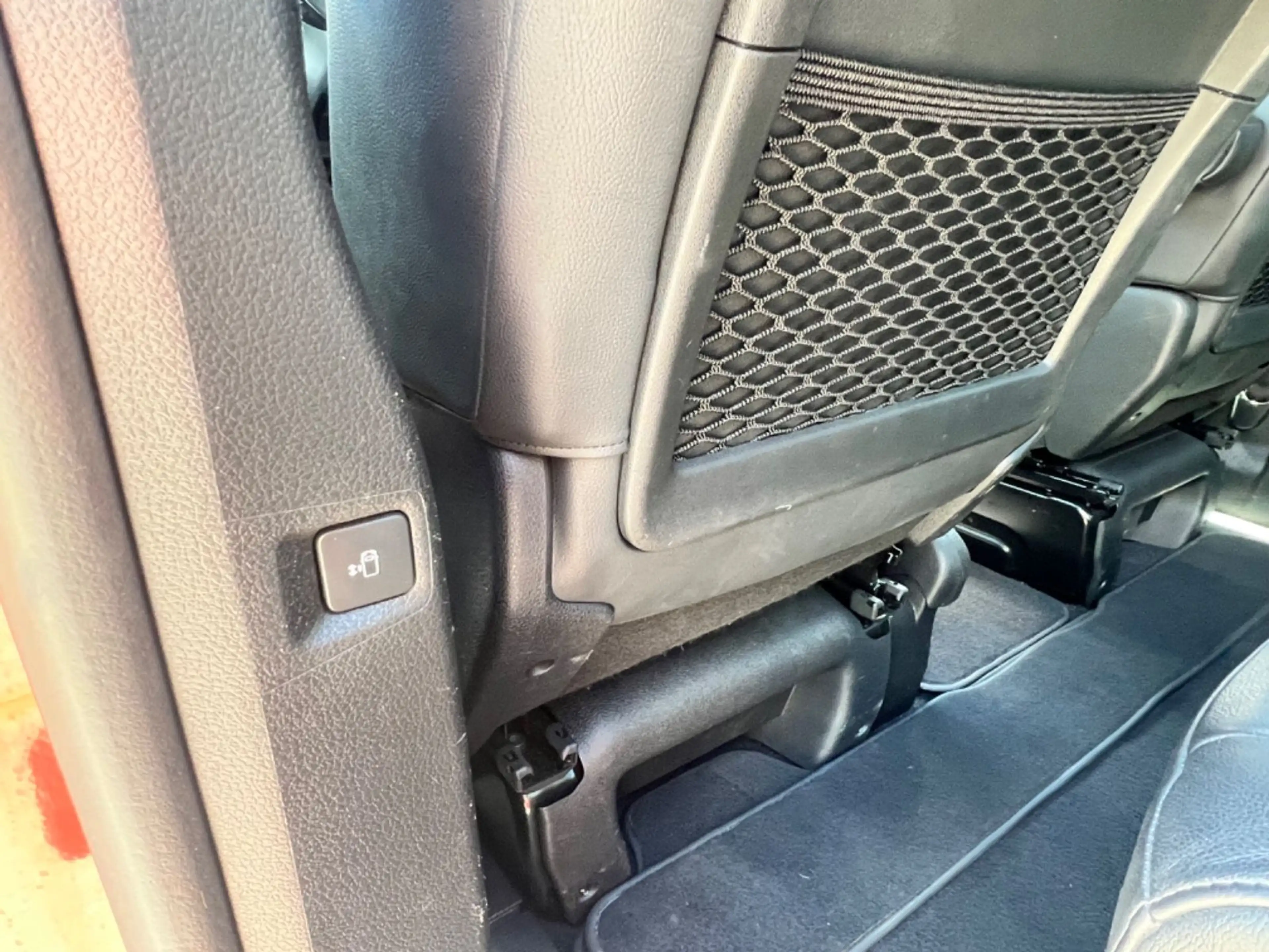 Peugeot Traveller Allure L2 / VOLLAUSSTATTUNG — photo 12