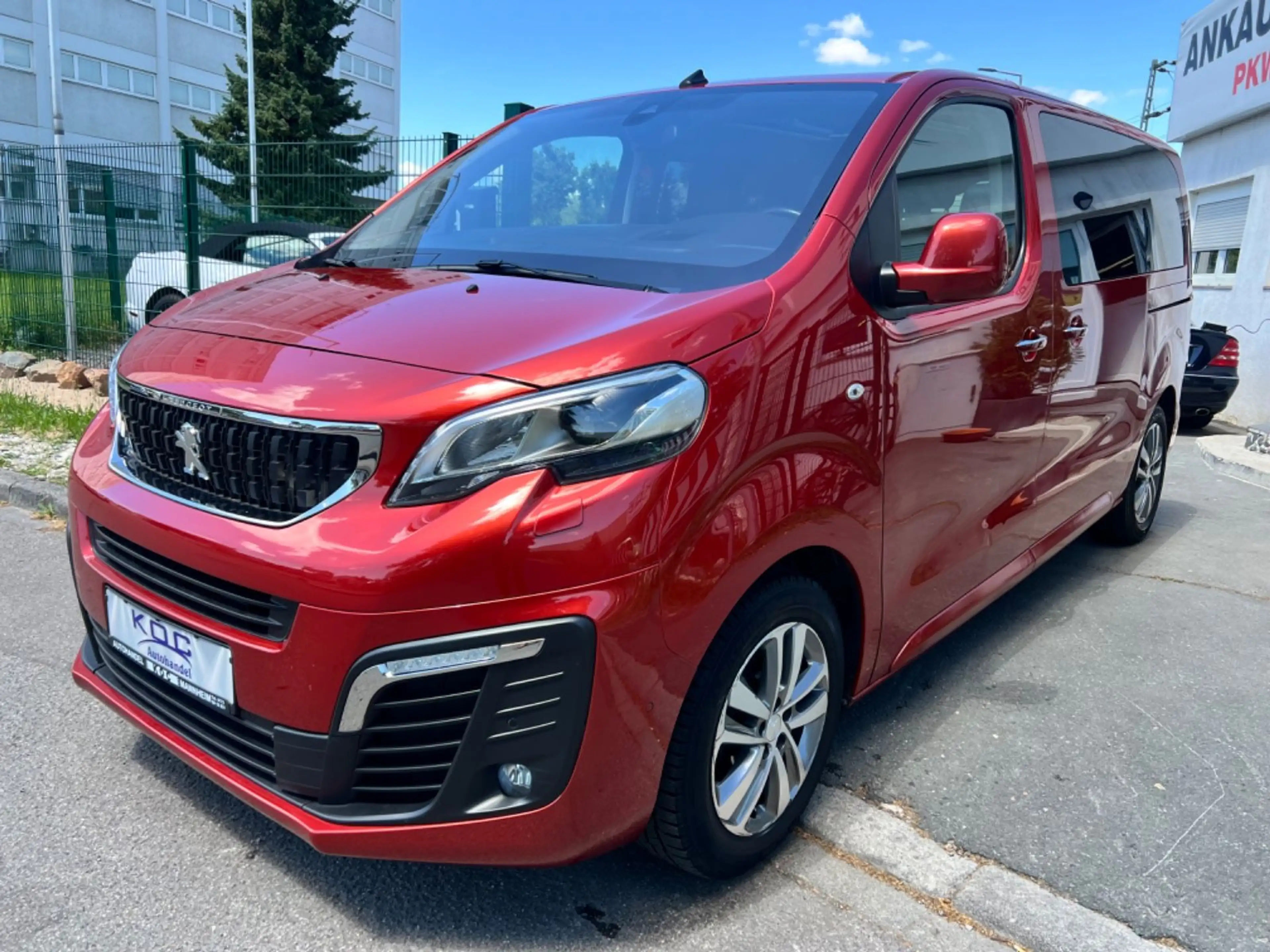 Peugeot Traveller Allure L2 / VOLLAUSSTATTUNG — photo 3