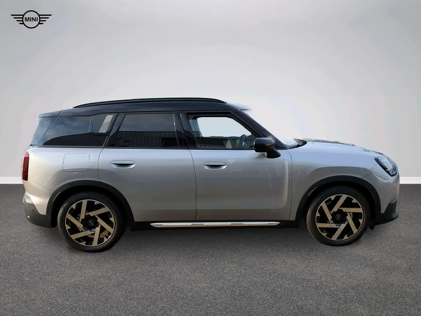 MINI Countryman E Favoured Trim Grau - 2