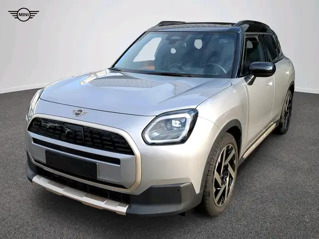 MINI Countryman E Favoured Trim
