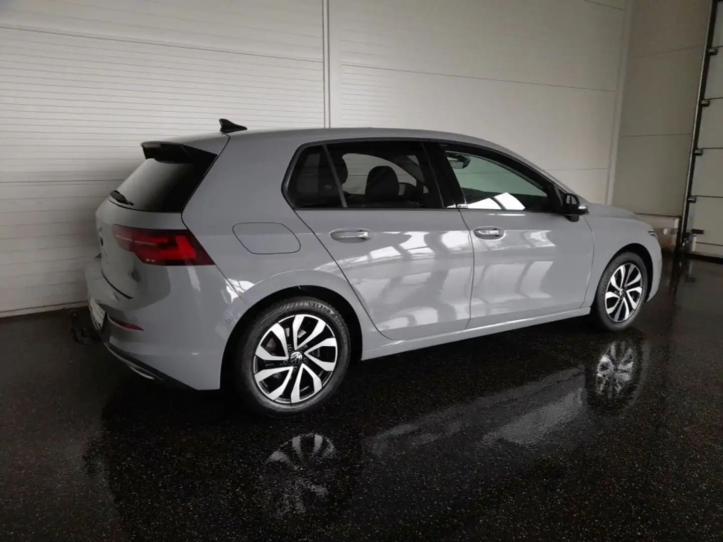 Volkswagen Golf VIII ACTIVE 2,0 TDI DSG Grau - 2