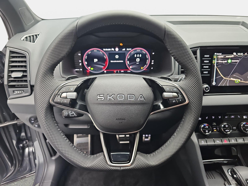 Skoda Karoq KAROQ 2.0 TSI DSG SPORTLINE 4X4 AHK PANO — photo 14