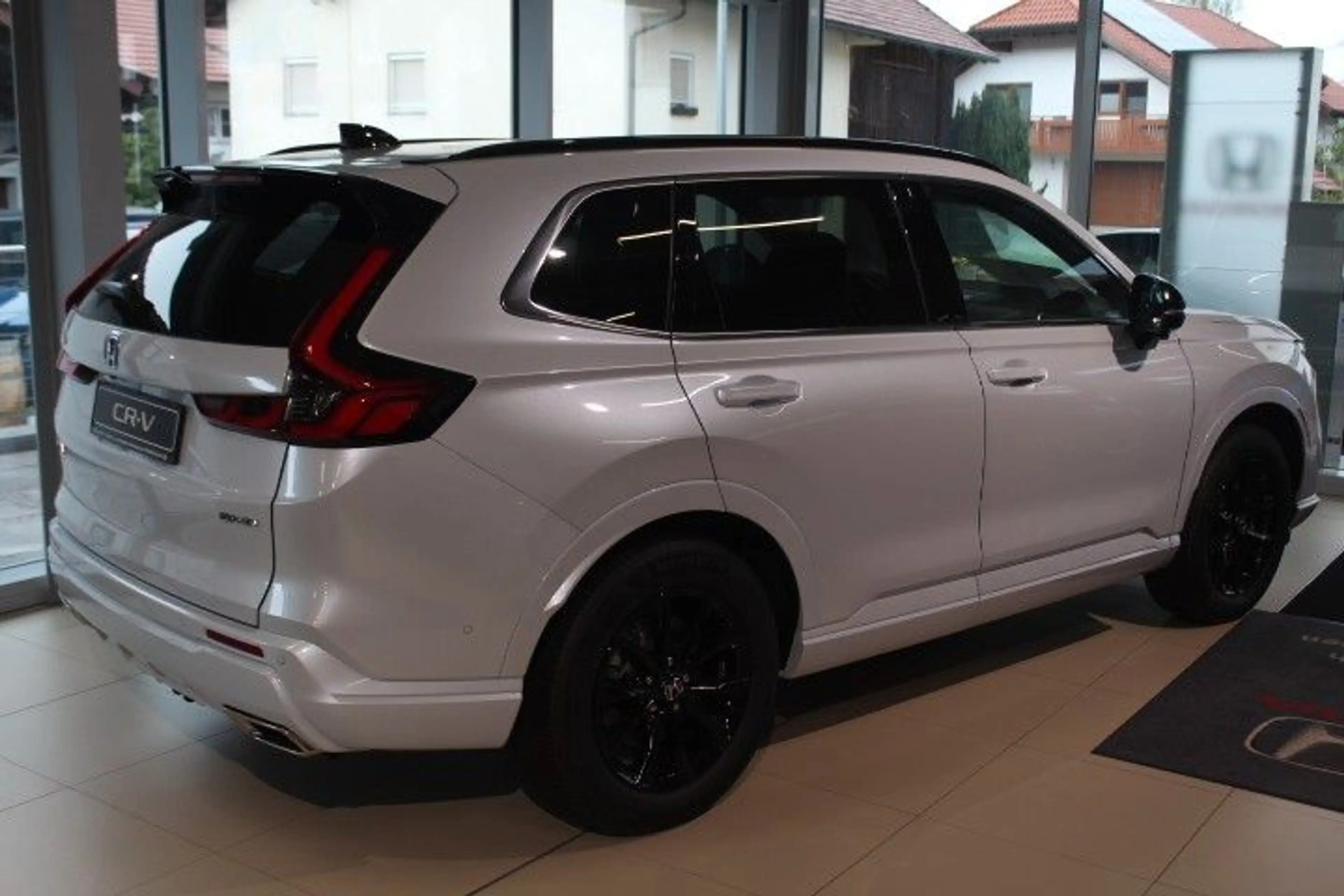 Honda CR-V e:PHEV Advance Tech 2WD AHK Illumination — photo 8