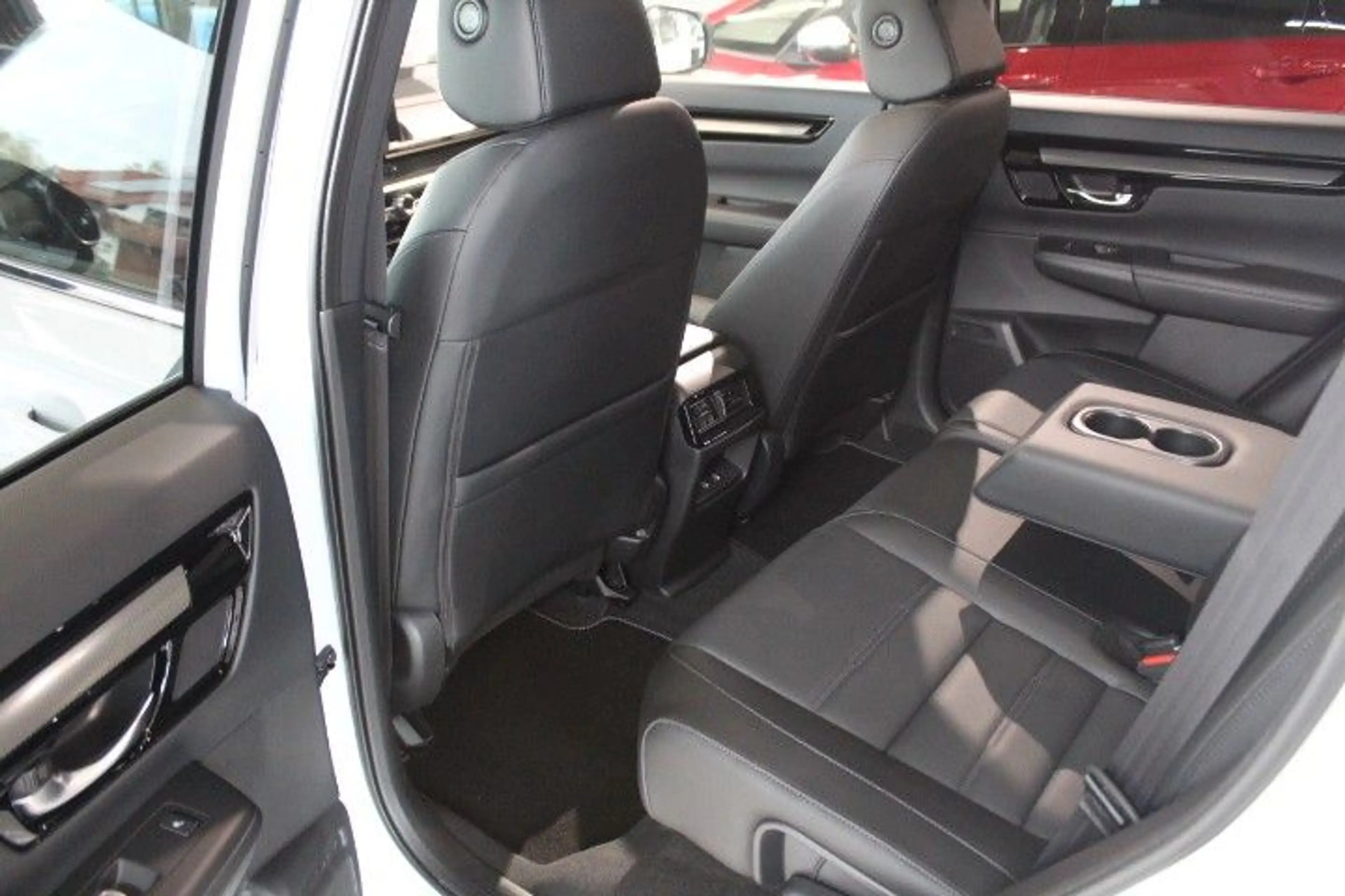 Honda CR-V e:PHEV Advance Tech 2WD AHK Illumination — photo 12
