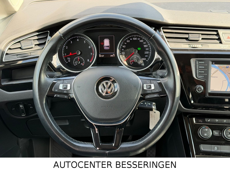 Volkswagen Touran R-LINE * 7-SITZER * ACC * LED * NAVI * — photo 6