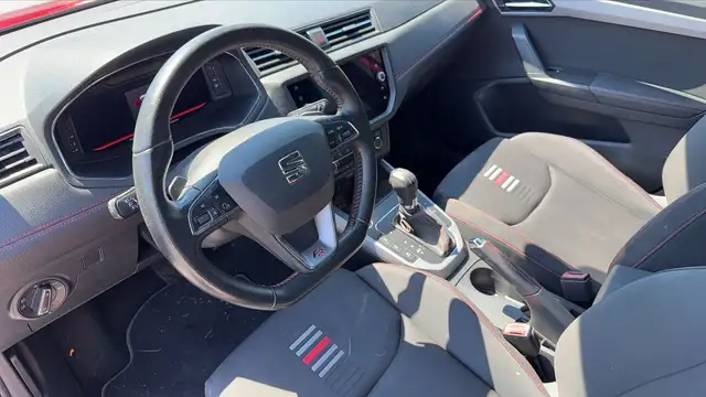 Seat Arona view 8