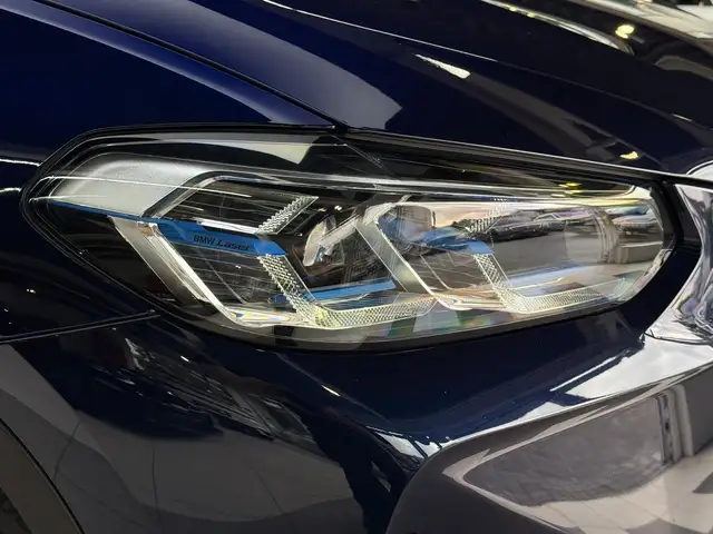 BMW X3 view 6