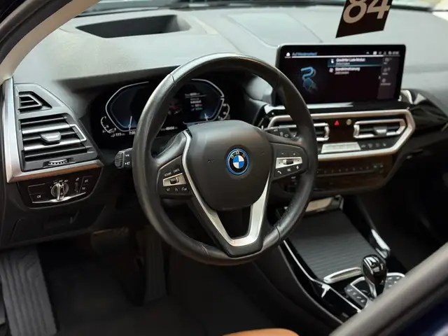 BMW X3 view 14