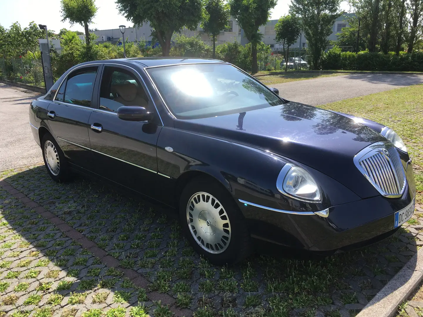 Lancia Thesis Thesis 2.4 20v Emblema auto Bleu - 1