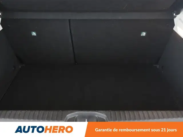 Renault Clio view 17