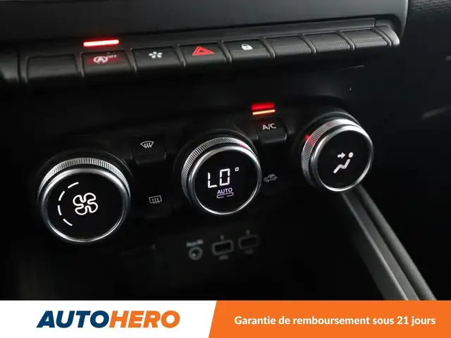 Renault Clio view 24