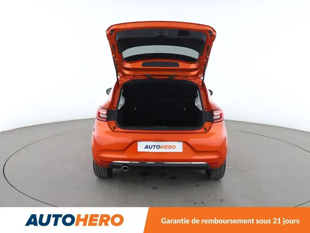 Renault Clio view 16