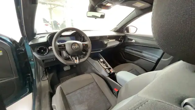 Alfa Romeo Junior view 16