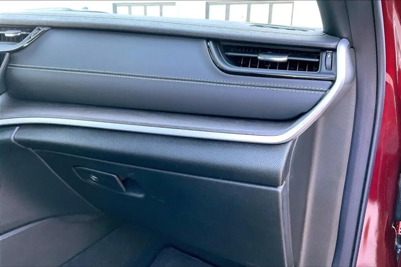 Jeep Grand Cherokee fotografie Jeep Grand Cherokee