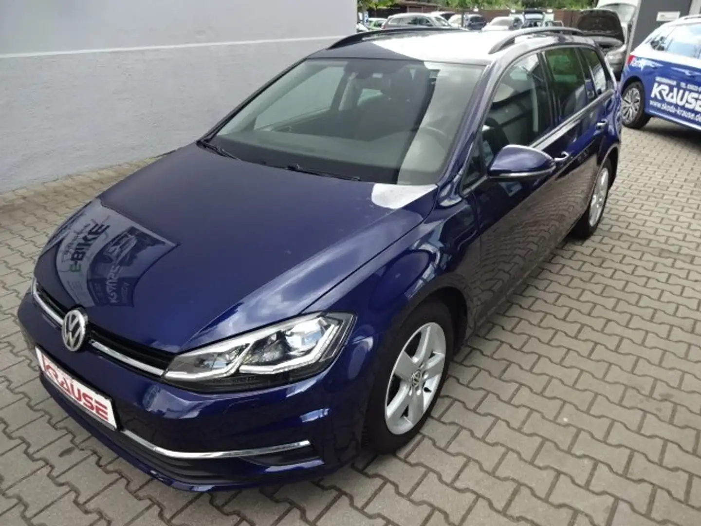 Volkswagen Golf Variant VII Sonderausstattung *Comfortline* Blau - 2