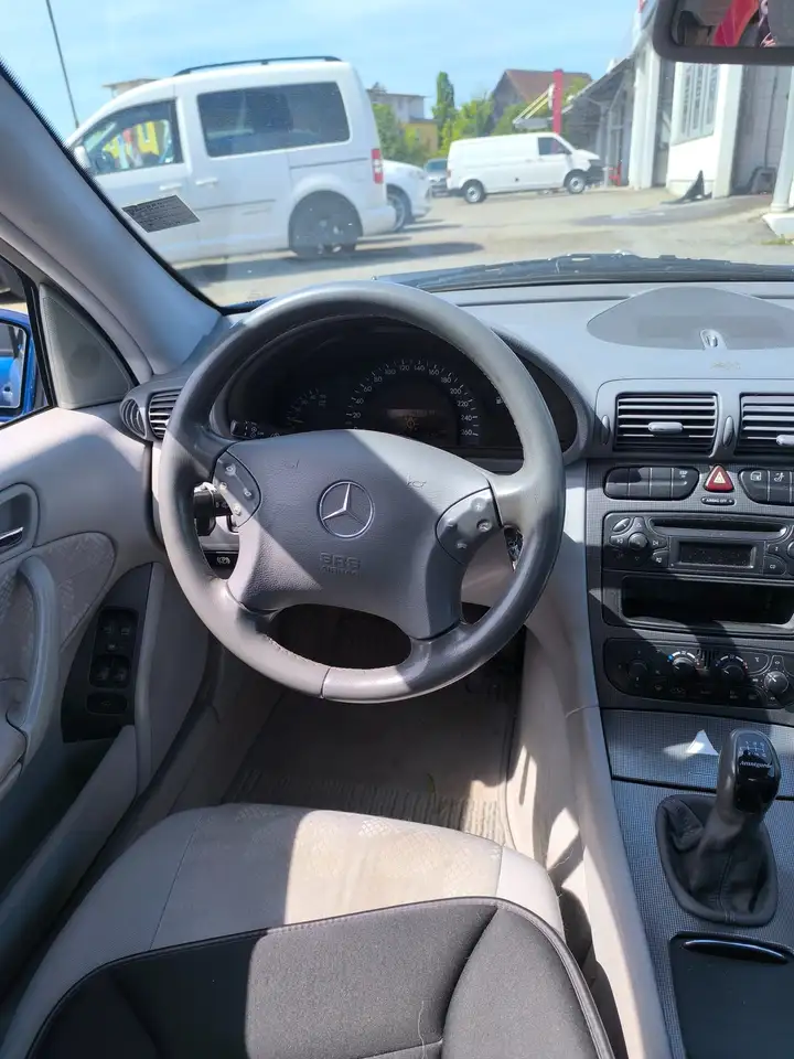 Mercedes-Benz C 200 Avantgarde, foto 8
