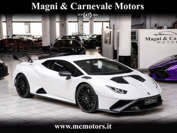 STO|LIFT SYSTEM|SPORT SEATS|20'' MONOLOCK|CAMERA
