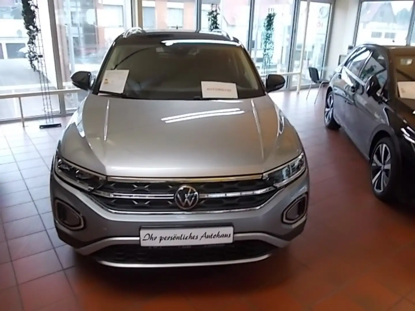 Volkswagen T-Roc Style 1.5 TSI DSG, 110kw(150PS) Klima Navi Schwarz - 2