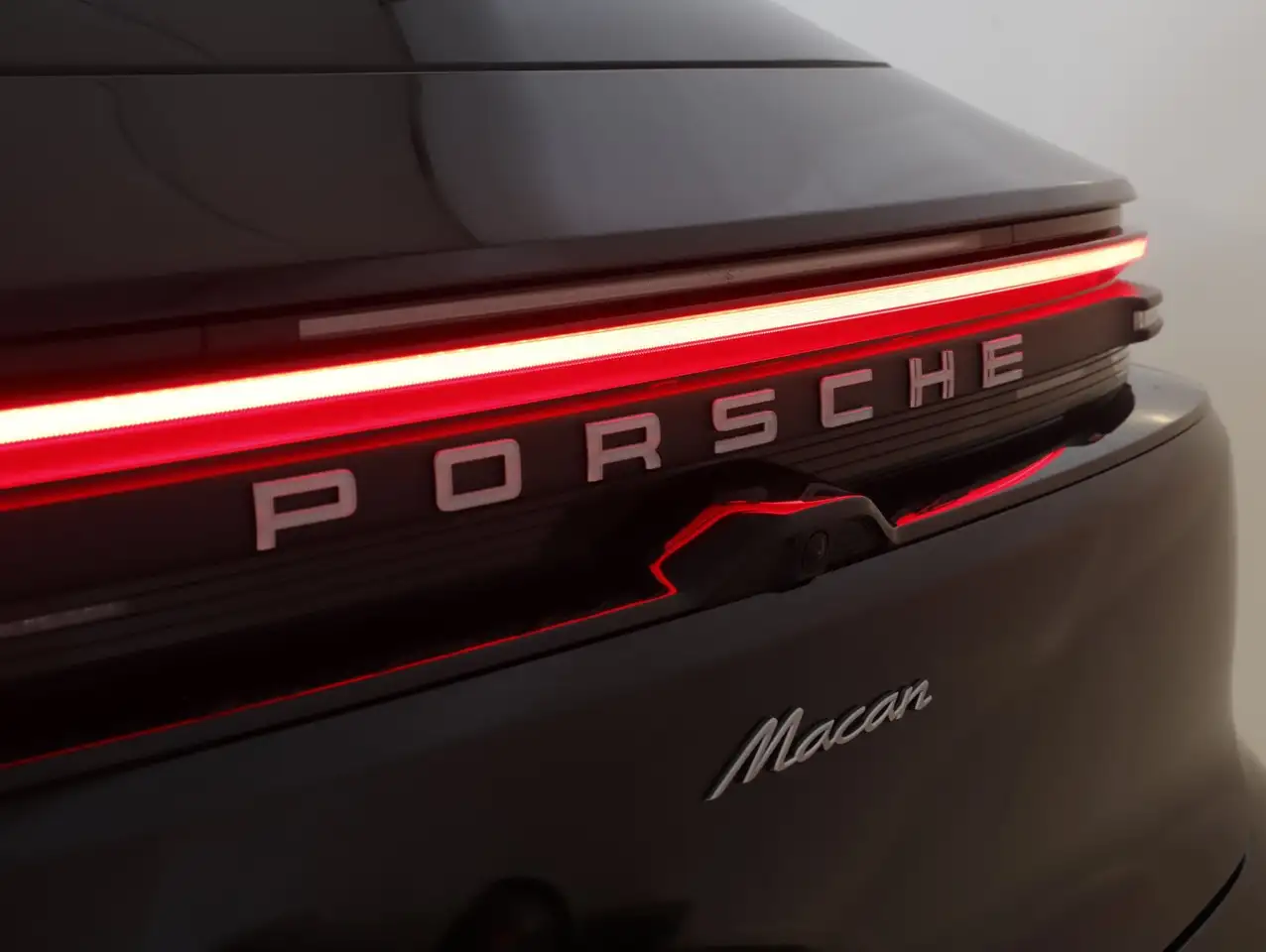 Porsche Macan 2026 — фото 6