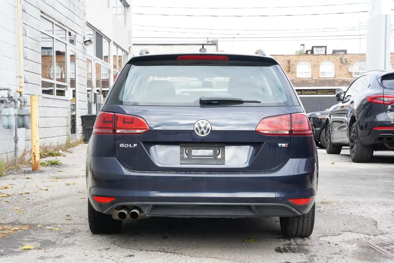 Volkswagen Golf photo Volkswagen Golf