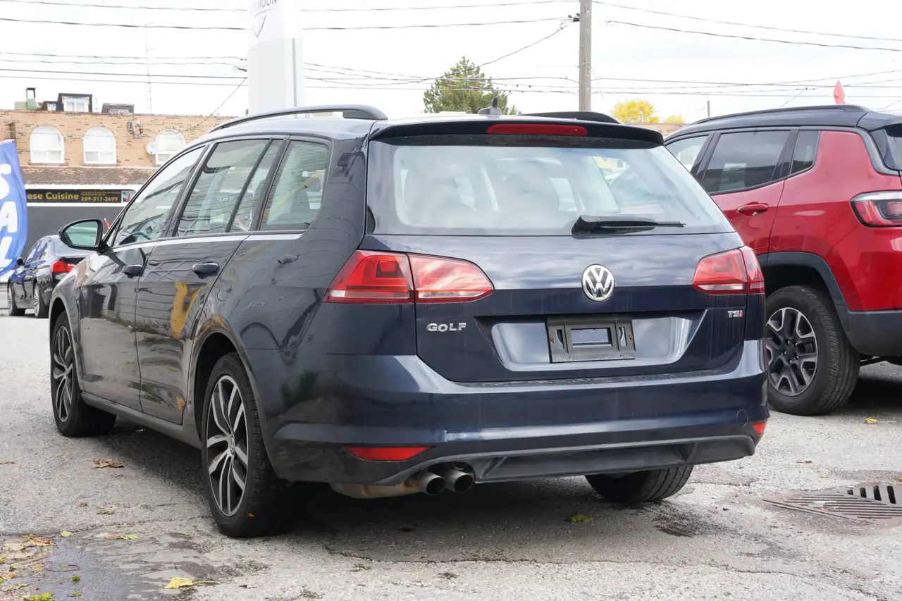 Volkswagen Golf photo Volkswagen Golf