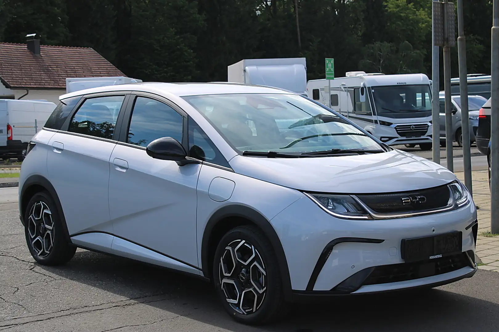 BYD Dolphin 60,4 kWh Comfort Österreich Paket Weiß - 1