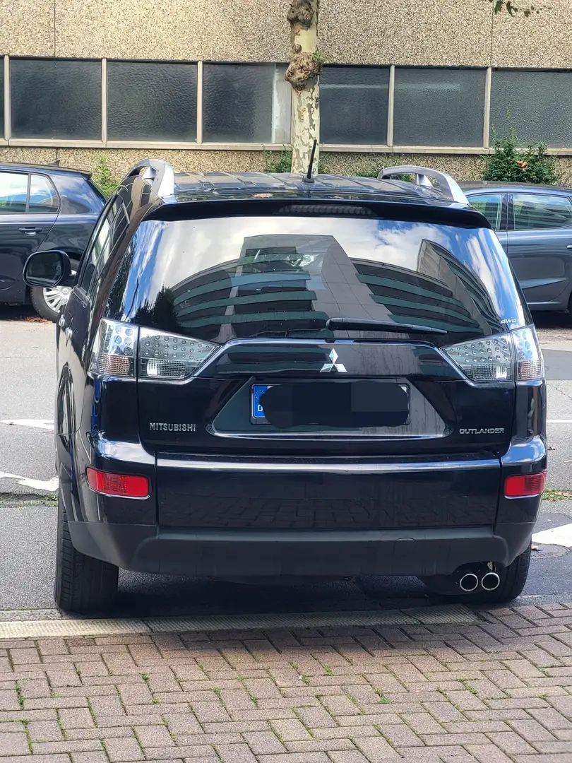 Mitsubishi Outlander 2.2 DI-D 4WD Instyle - 2