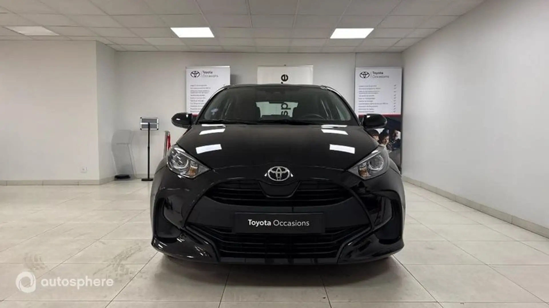 Toyota Yaris 70 VVT-i Dynamic 5p MY22 - 2