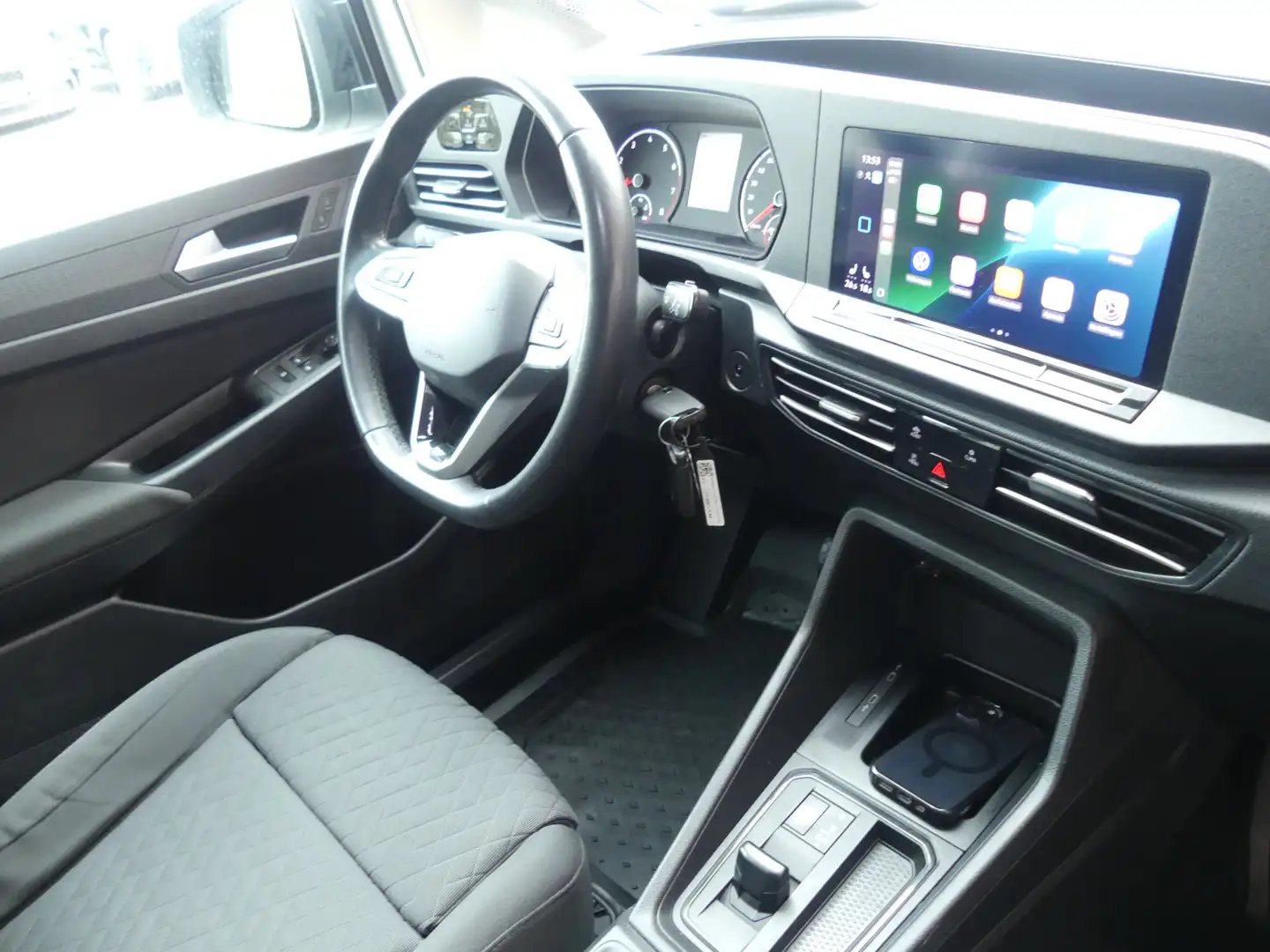 Volkswagen Caddy 1.5 TSI Life / LED / Carplay / Automaat Grau - 2