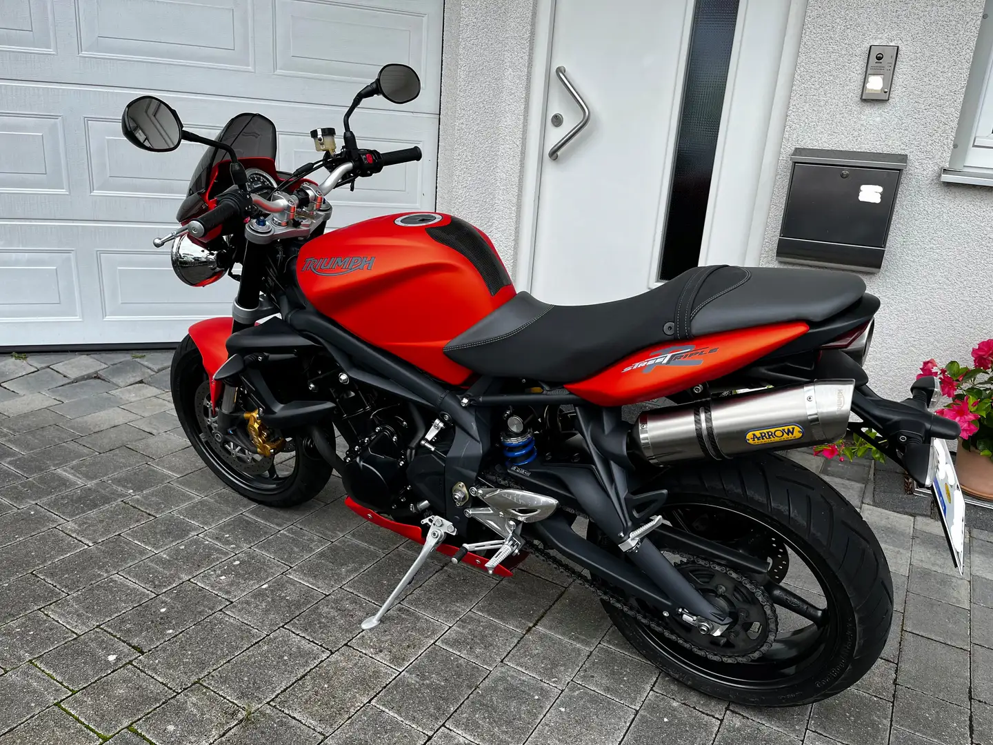 Triumph Street Triple R Portocaliu - 1