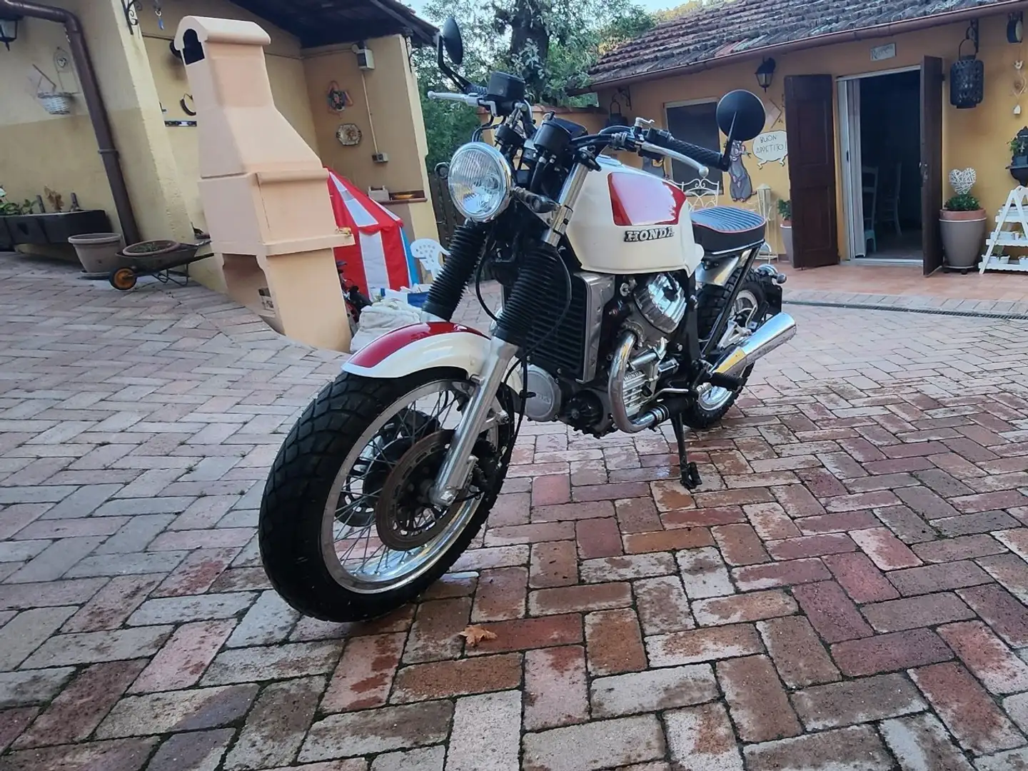 Honda CX 500 Bianco - 1