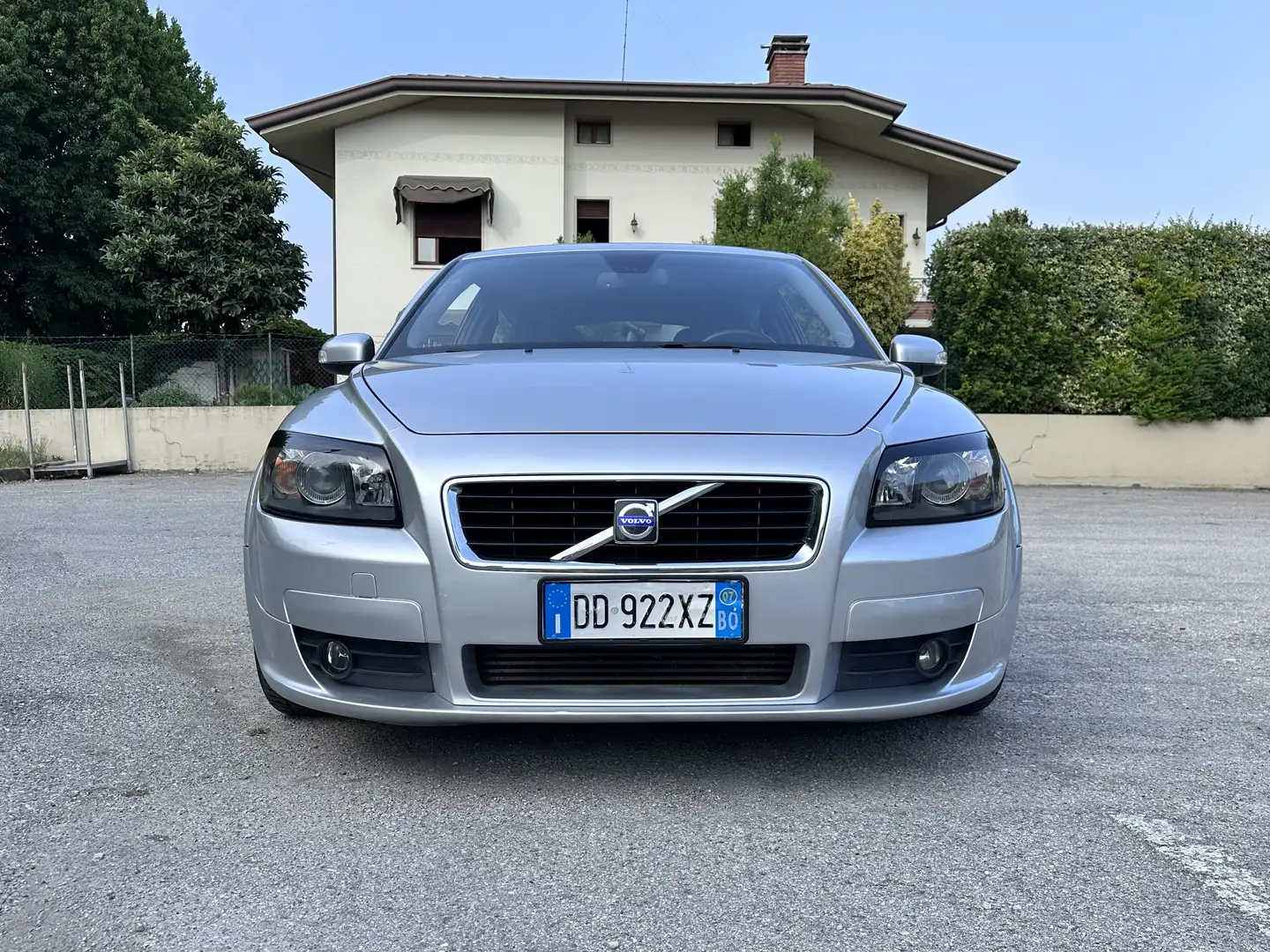 Volvo C30 2.5 T5 Momentum 220cv - 1