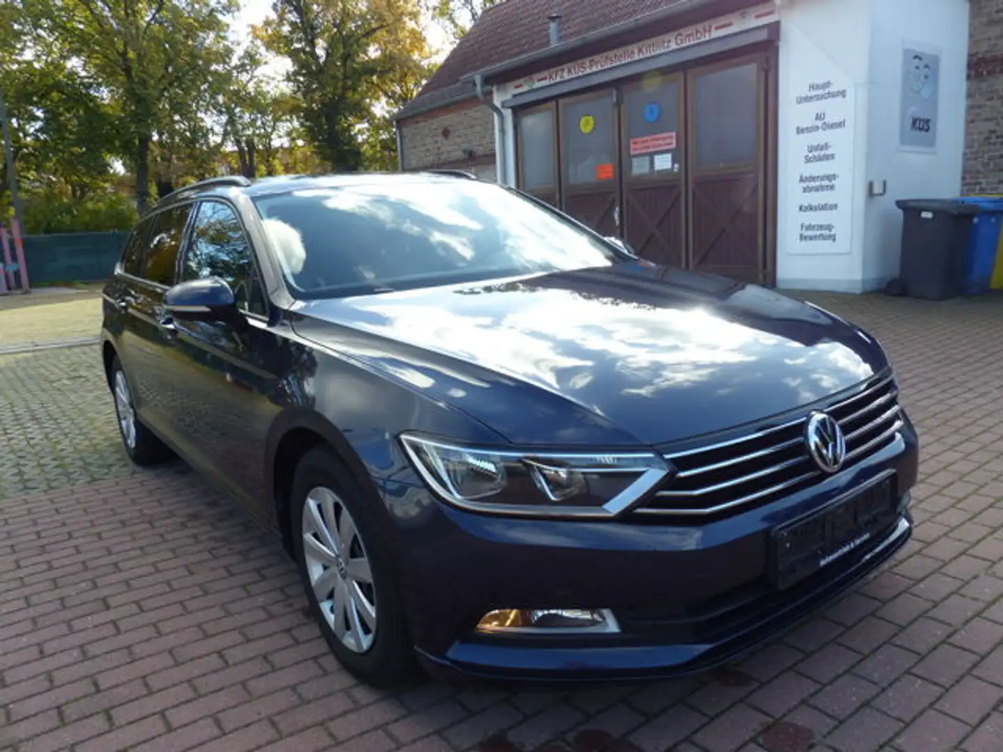 Volkswagen Passat 2.0 TDI BlueMotion Autom.,Tempom.,Sitzh., Blau - 2