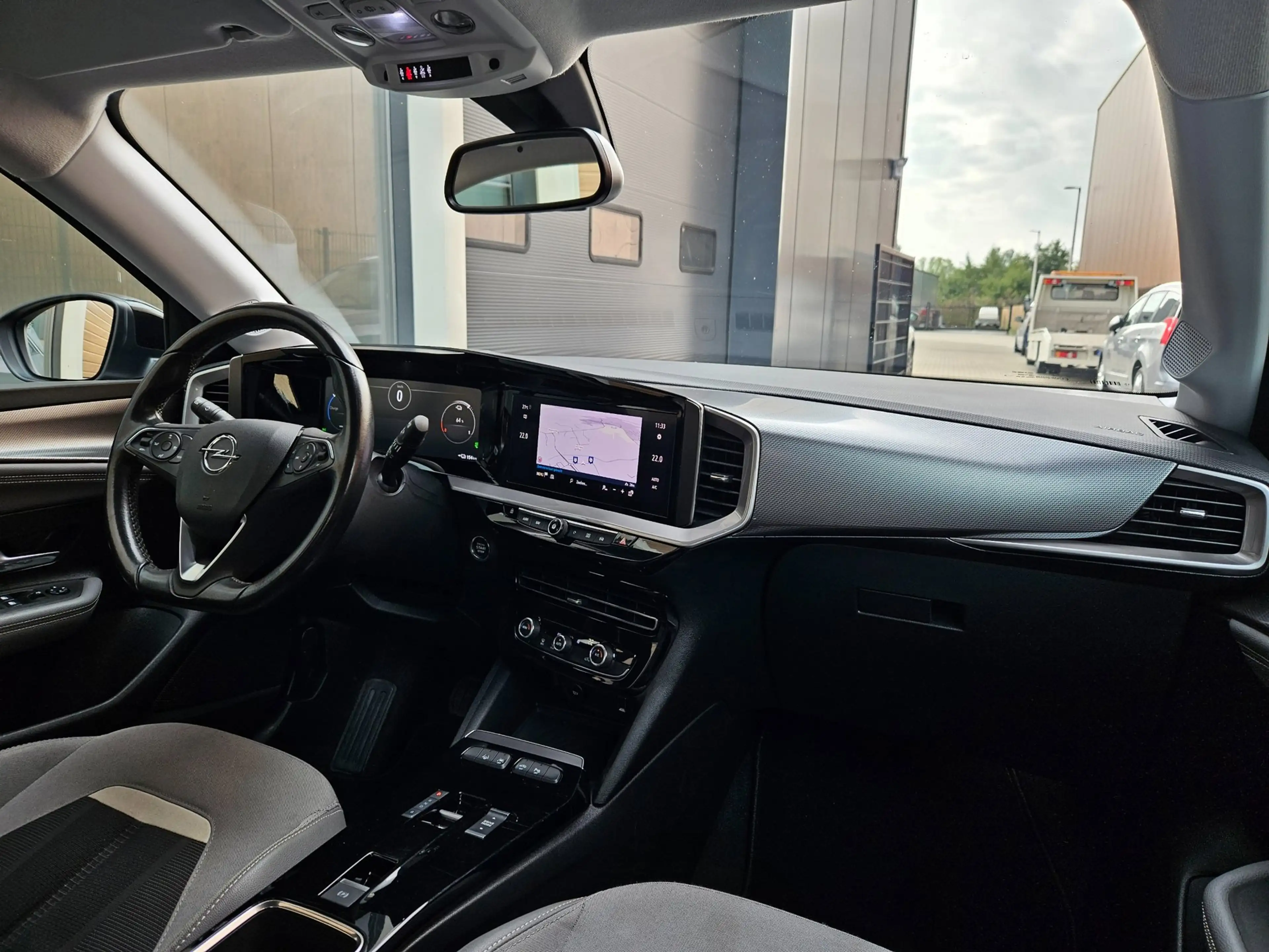 Opel Mokka-E Business Elegance 50-kWh 11kw bl. ACC Carplay Came — photo 16