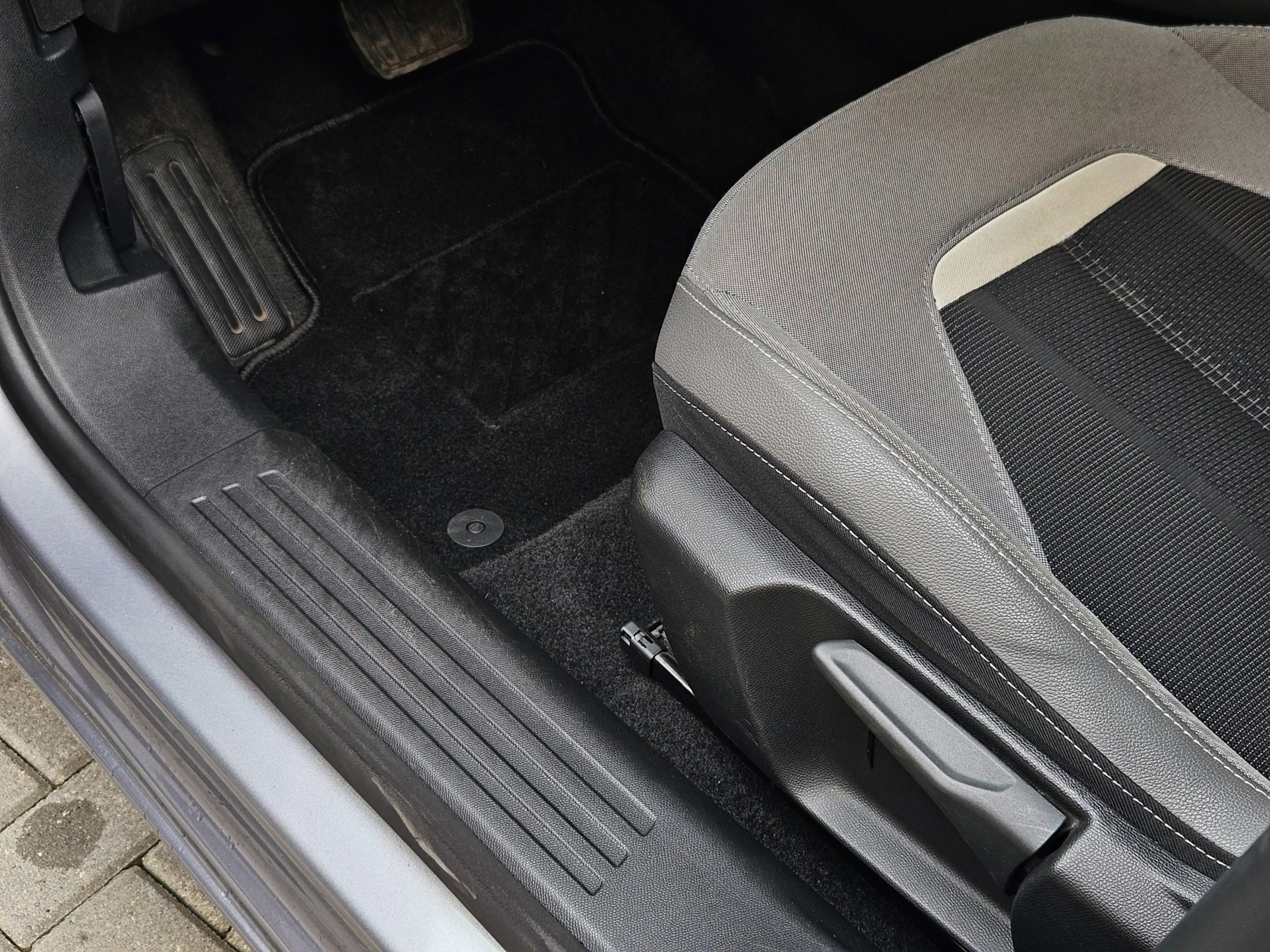 Opel Mokka-E Business Elegance 50-kWh 11kw bl. ACC Carplay Came — photo 10