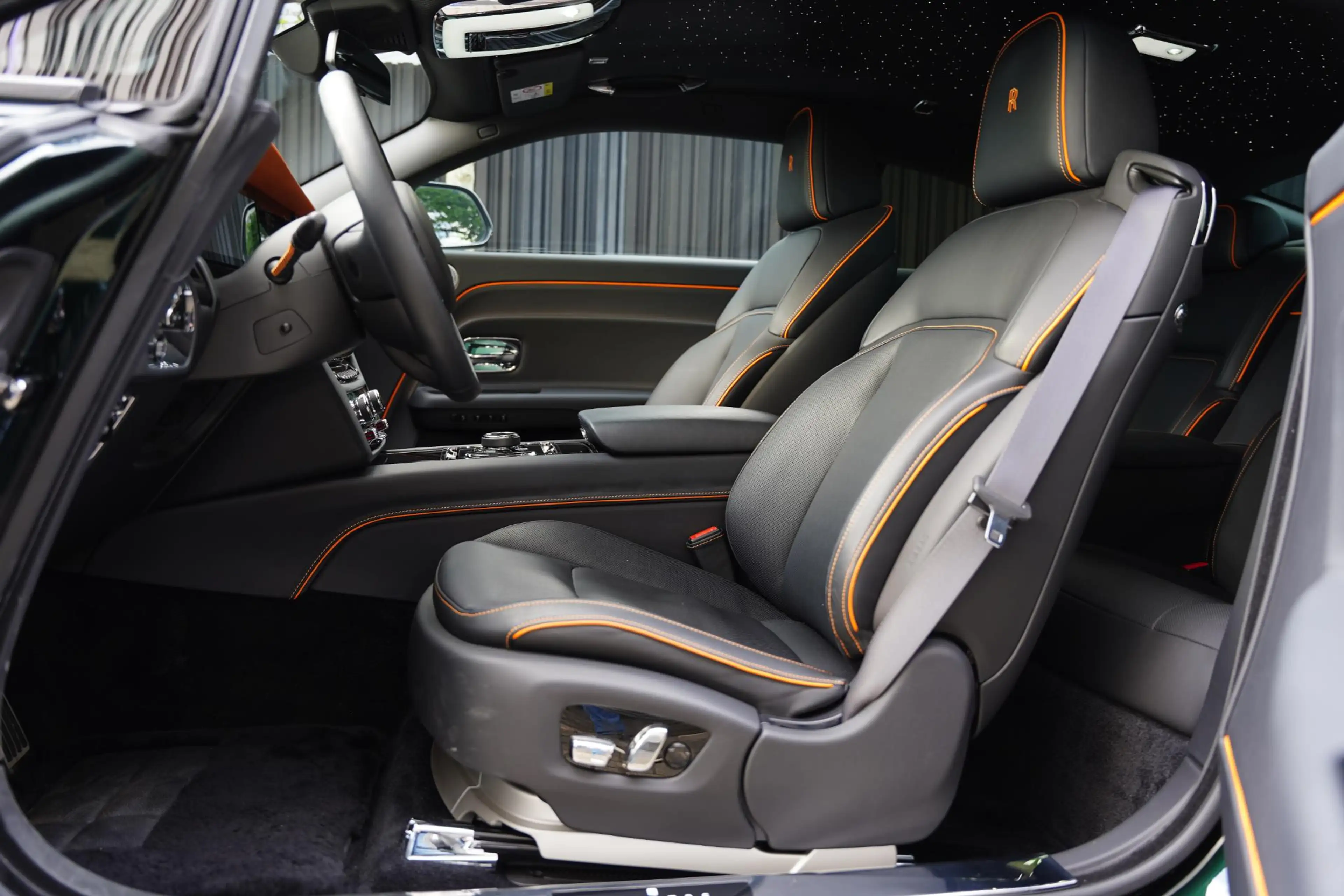 Rolls-Royce Spectre AWD 102 kWh Dark Emerald Green — photo 5