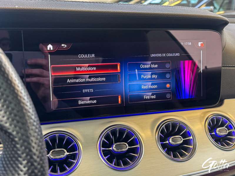 Photo du véhicule Mercedes-Benz E 220