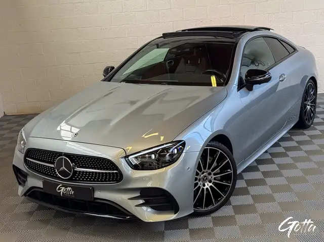 Mercedes-Benz E 220 d Coupé FACELIFT*AMG INT-EXT/SHADOW/TOIT PANO/FULL