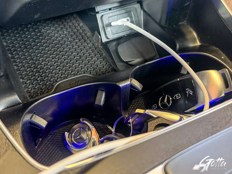Photo du véhicule Mercedes-Benz E 220