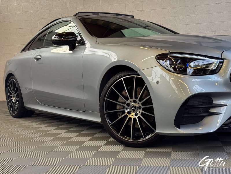Photo du véhicule Mercedes-Benz E 220