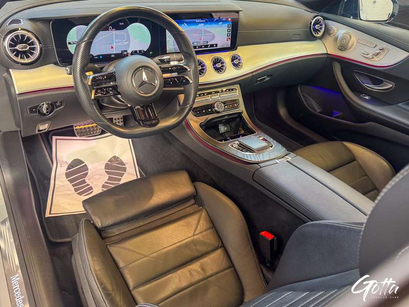 Photo du véhicule Mercedes-Benz E 220