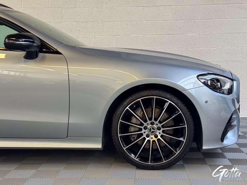 Photo du véhicule Mercedes-Benz E 220