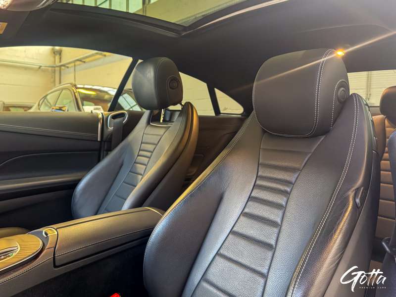 Photo du véhicule Mercedes-Benz E 220