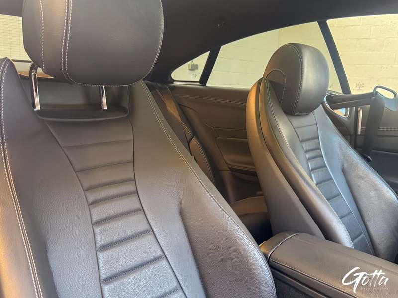 Photo du véhicule Mercedes-Benz E 220