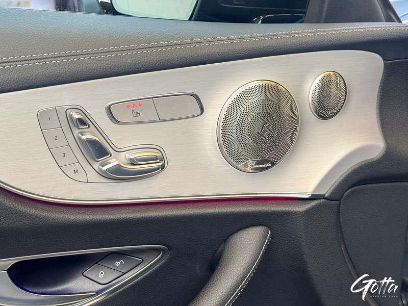 Photo du véhicule Mercedes-Benz E 220