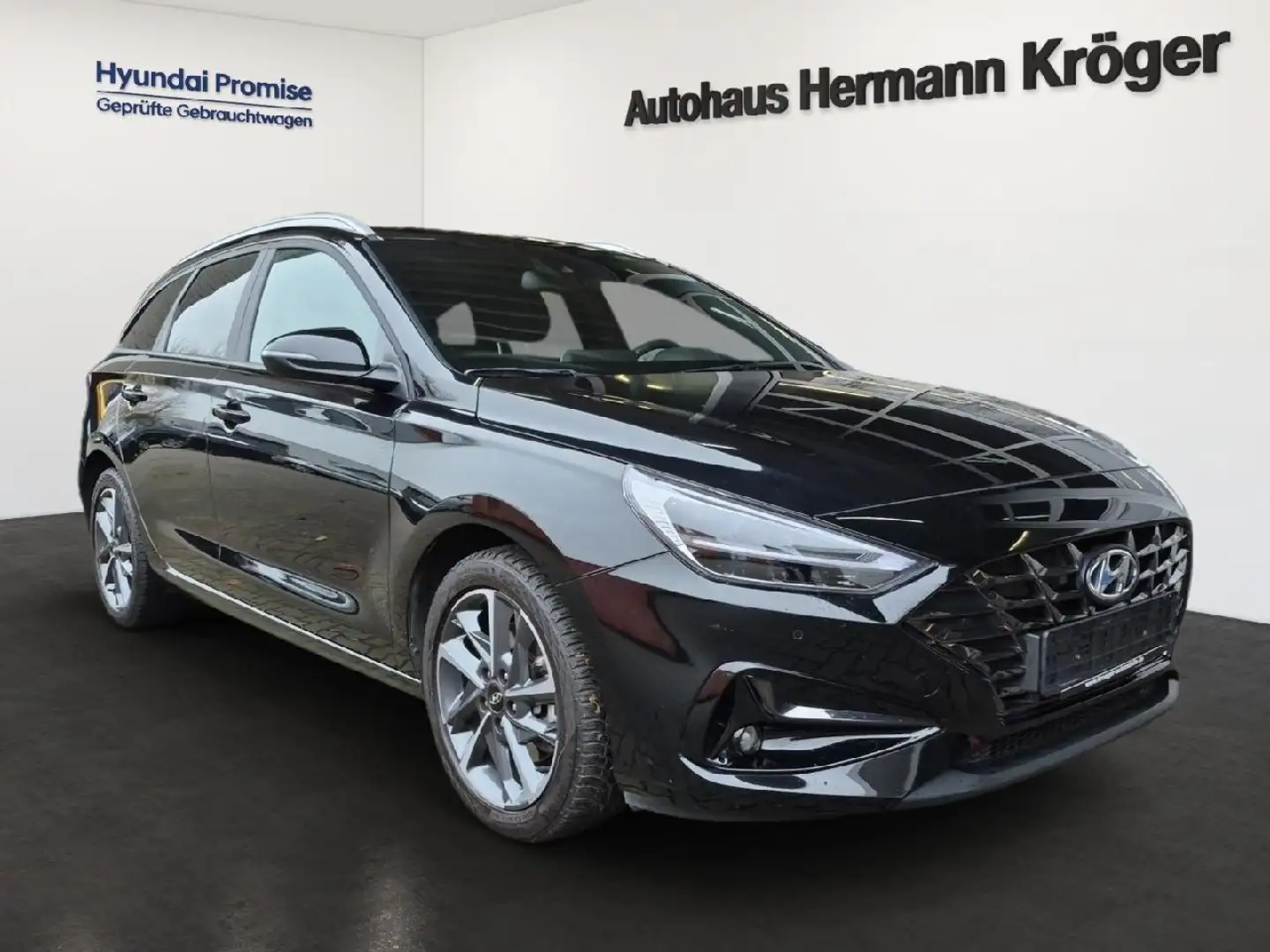 Hyundai i30 Connect & Go Noir - 2