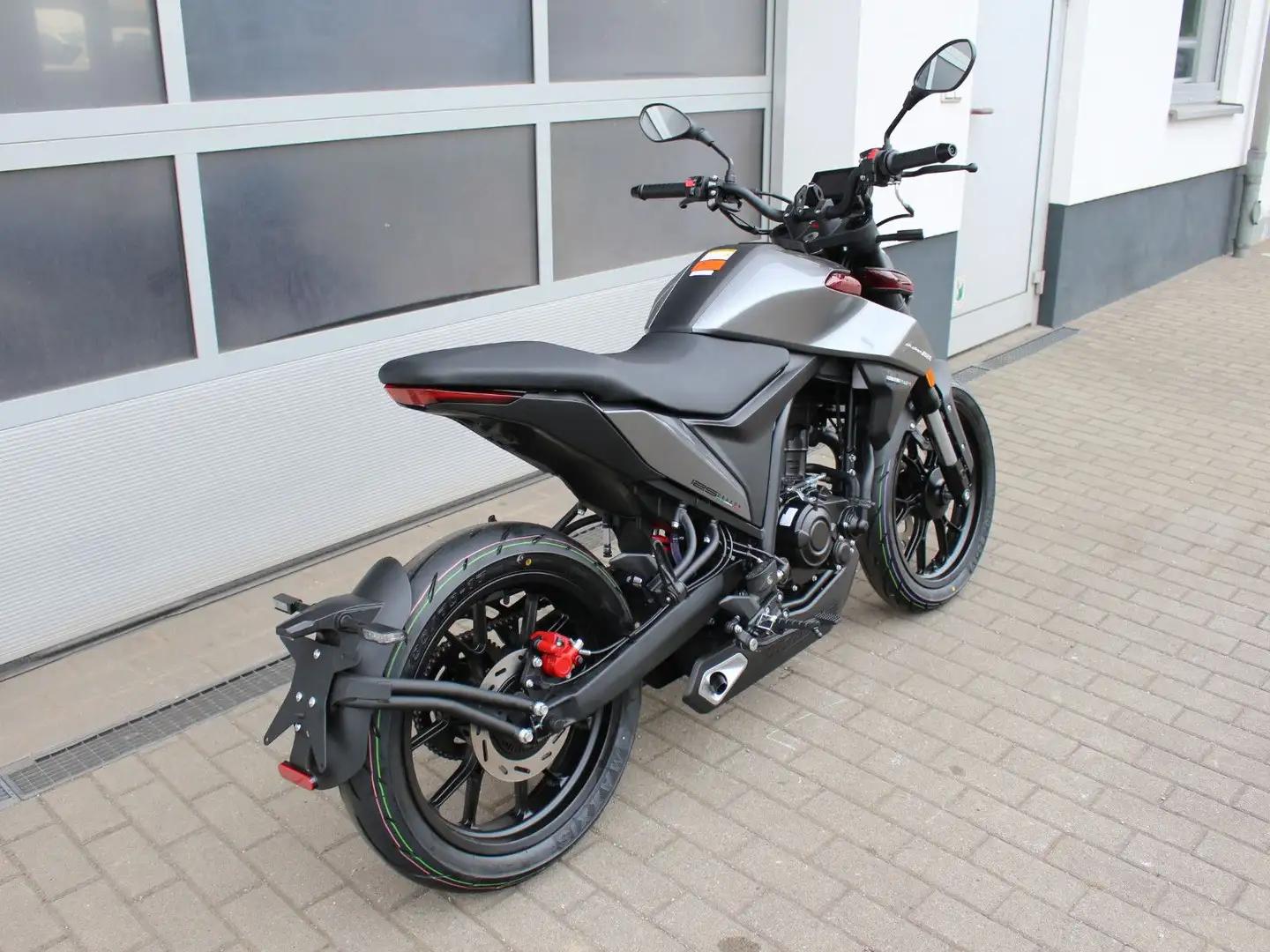 Malaguti Drakon 125 ABS verschiedene Farben Gri - 2