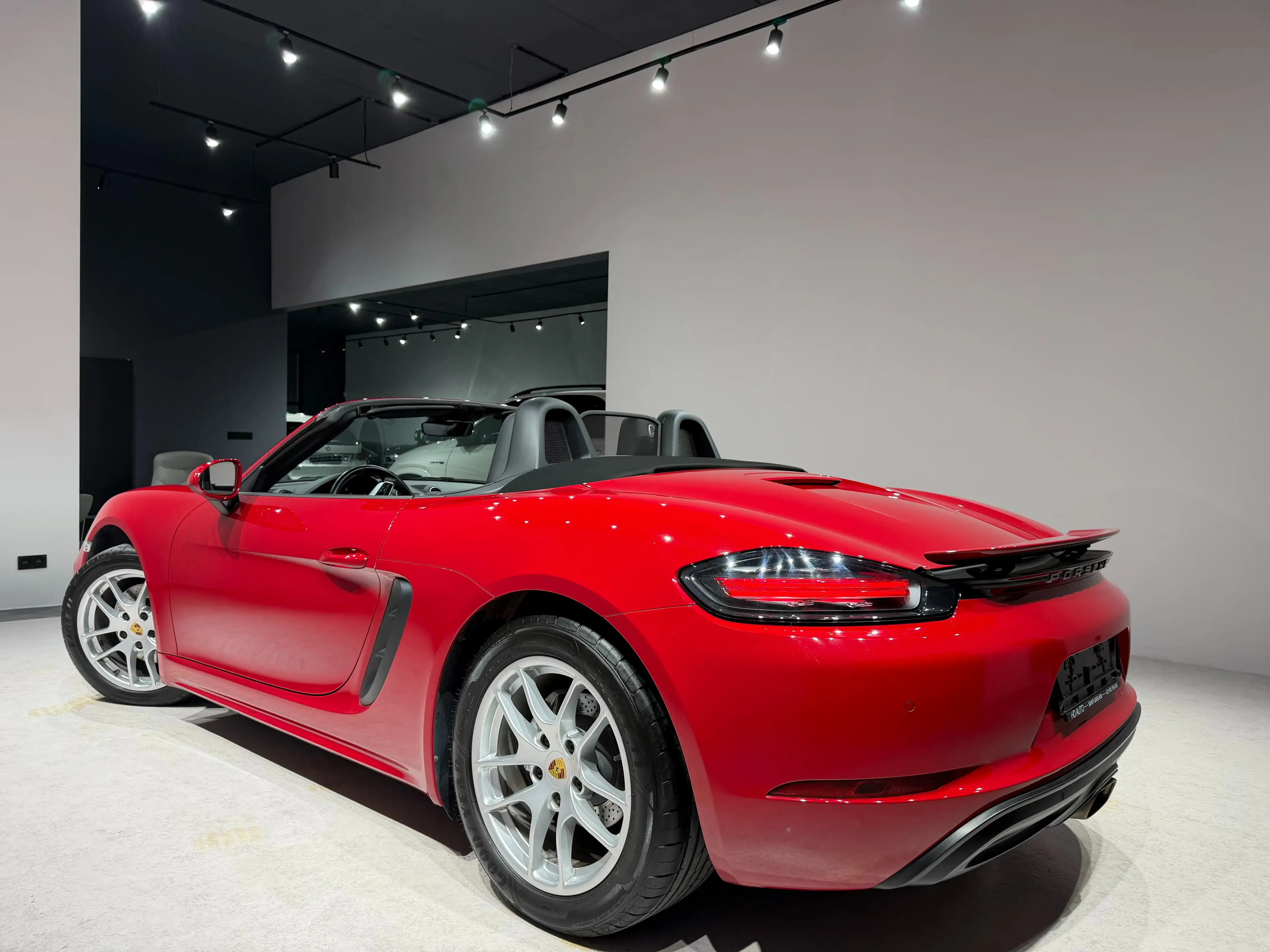Porsche 718 Boxster 2.0 Turbo CABRIOLET/BOSE/BOITE MANU/XENON/ — photo 11