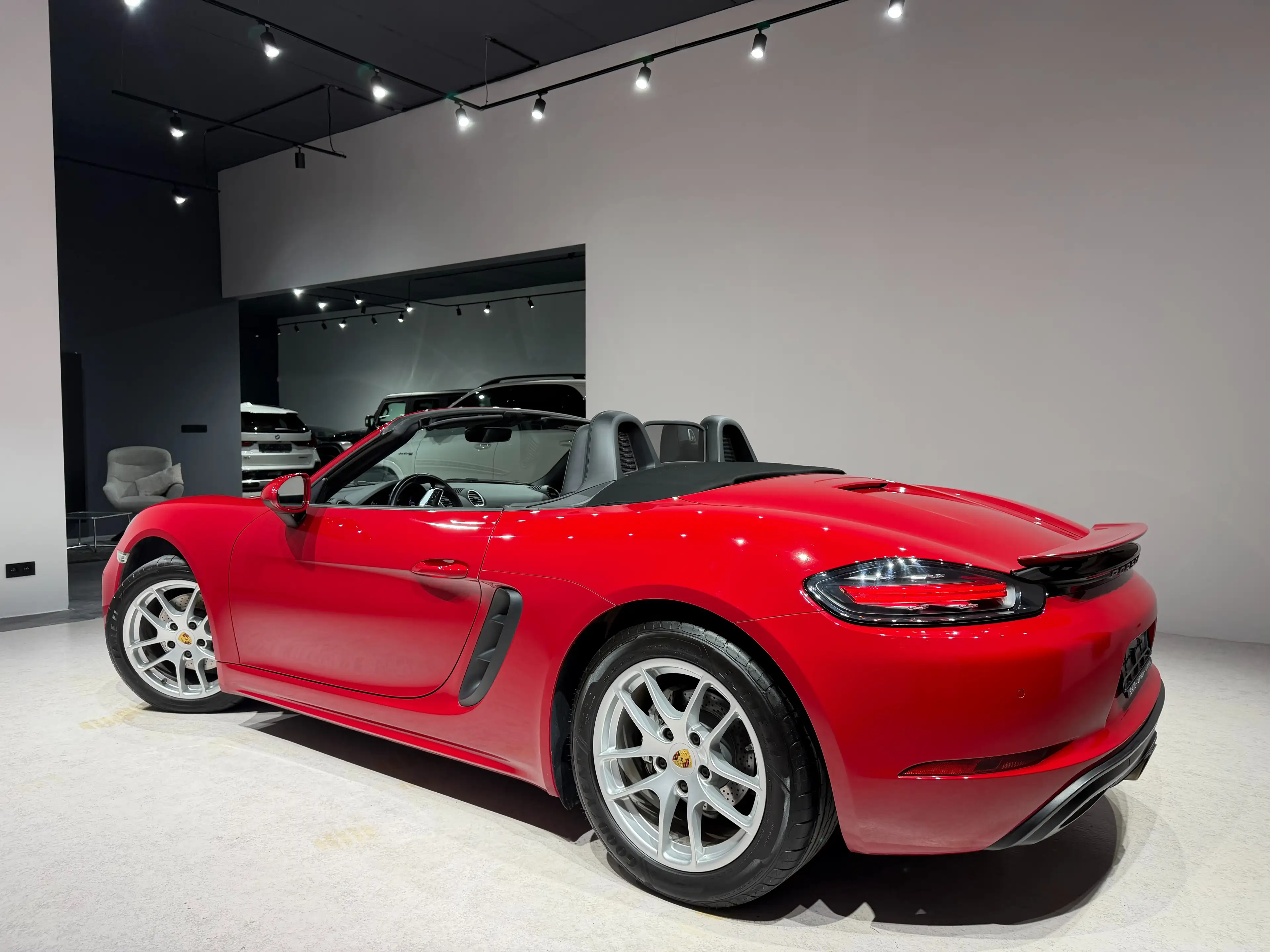 Porsche 718 Boxster 2.0 Turbo CABRIOLET/BOSE/BOITE MANU/XENON/ — photo 12