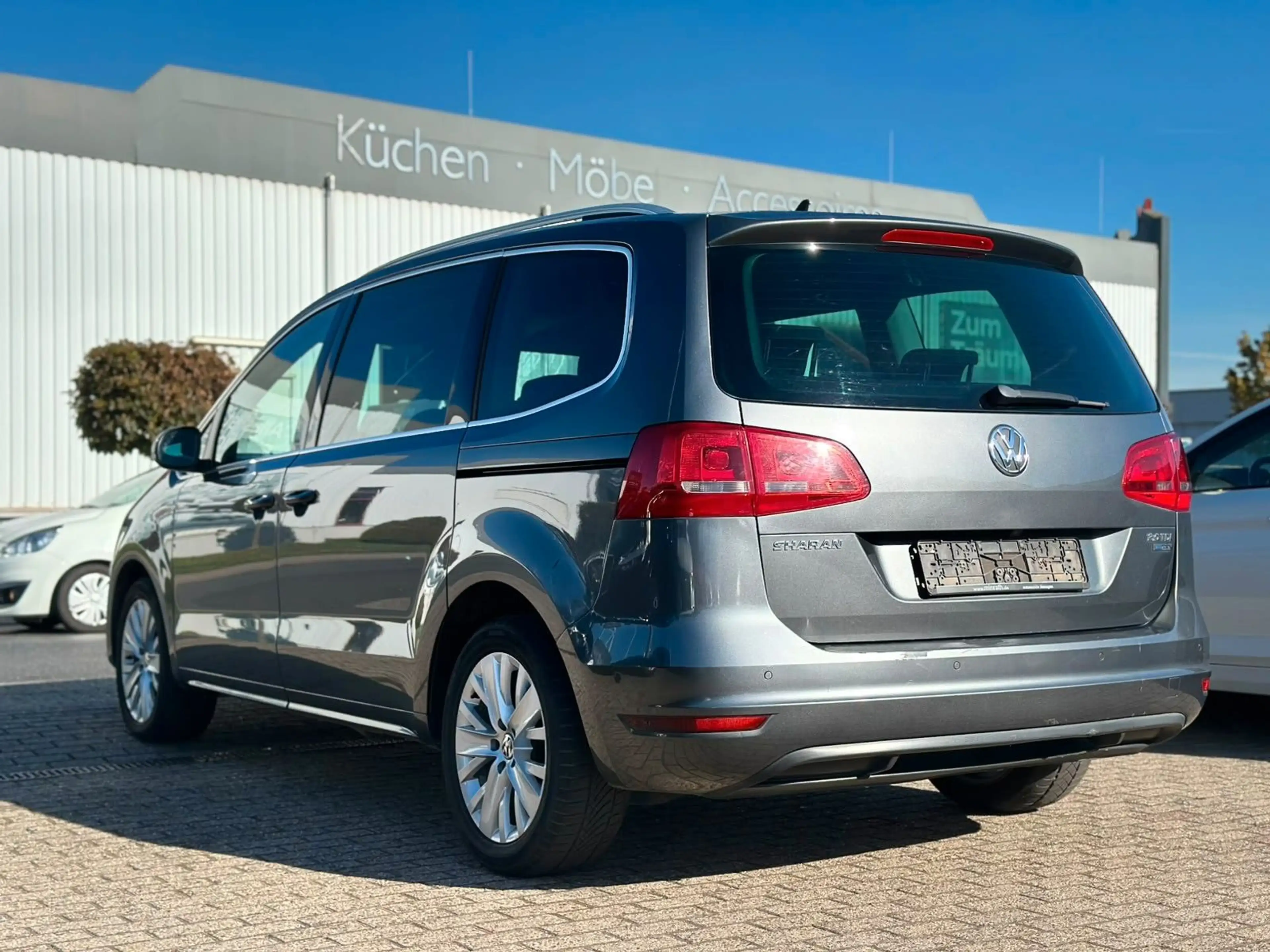 Volkswagen Sharan Life BMT 7 Sitzer Aut Schiebetür — photo 4